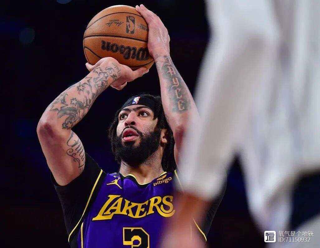 爱游戏体育-洛杉矶湖人内部会议纪要流出——关键时刻强势反弹，亚冠使命明确，阵容厚度经受考验的简单介绍