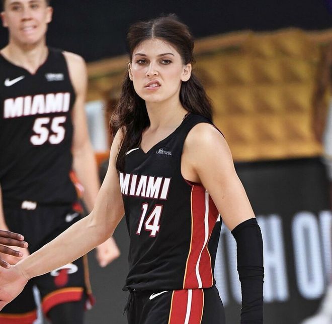 爱游戏-凯恩新星战术调整表现惊艳，澳大利亚队未来可期！的简单介绍